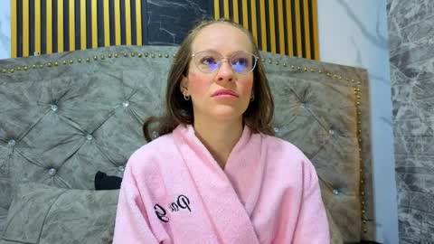 salome_cruxx online show from April 2, 2026, 12:14 pm