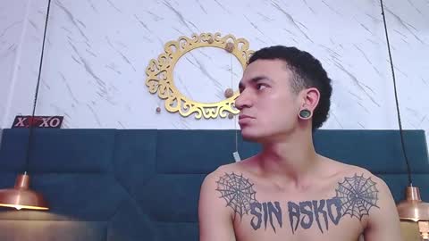 Snapshot of salome_daniel chatting on January 21, 2025, 7:39 pm salome_daniel online show from January 21, 2025, 7:39 pm