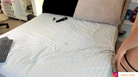 Snapshot of salome_heistt chatting on February 10, 2025, 3:32 pm sara online show from February 10, 2025, 3:32 pm