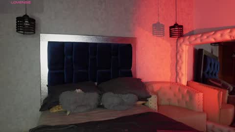 Salome online show from May 22, 2026, 1:06 pm