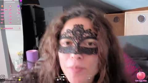 Snapshot of salomear chatting on September 18, 2025, 2:19 pm Salomea Ruiz online show from September 18, 2025, 2:19 pm