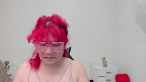 Salomee diazz online show from December 14, 2025, 2:00 pm