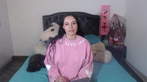 Snapshot of salomefox2 chatting on October 24, 2025, 4:42 am yenny online show from October 24, 2025, 4:42 am