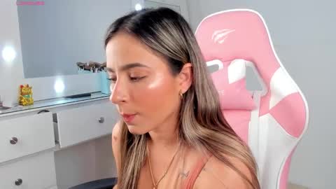 Salome online show from October 3, 2025, 5:26 am