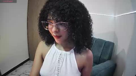 Snapshot of salooo_1 chatting on September 16, 2025, 10:33 pm Salome online show from September 16, 2025, 10:33 pm