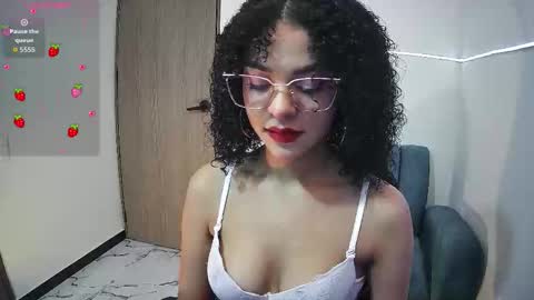 Snapshot of salooo_1 chatting on September 23, 2025, 8:45 pm Salome online show from September 23, 2025, 8:45 pm
