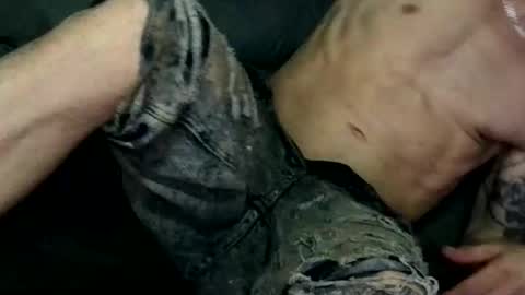 Snapshot of salsbigger chatting on December 22, 2024, 11:00 am Anthony Deniro online show from December 22, 2024, 11:00 am