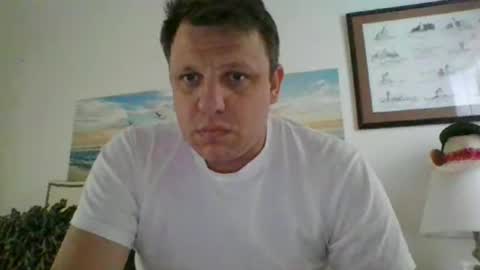 Snapshot of salsbud2022 chatting on February 19, 2025, 10:42 pm salsbud2022 online show from February 19, 2025, 10:42 pm