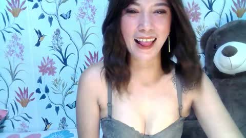 Snapshot of saltwatermuse chatting on September 23, 2025, 3:48 pm Ask me online show from September 23, 2025, 3:48 pm