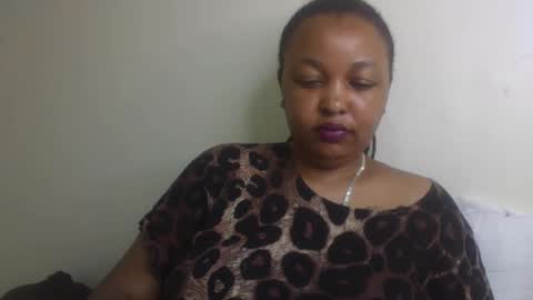 Snapshot of salty_surprise_ chatting on February 19, 2025, 10:31 pm salty_surprise_ online show from February 19, 2025, 10:31 pm