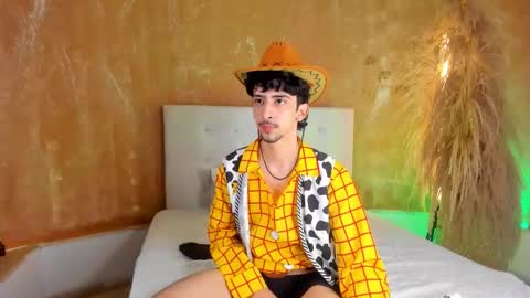 salvatore  online show from November 7, 2025, 8:42 pm