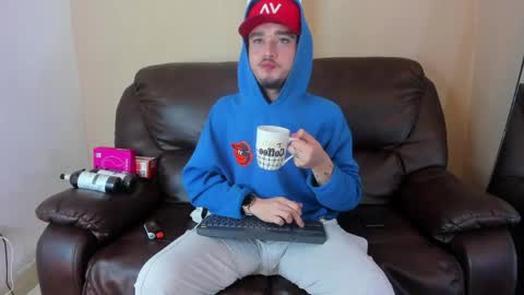  Salvatore online show from April 14, 2026, 10:05 pm