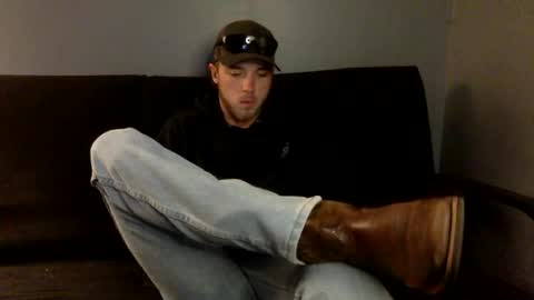 salvcypress online show from December 21, 2025, 10:50 pm