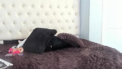 Snapshot of saly_moon chatting on September 15, 2025, 6:08 pm saly moon online show from September 15, 2025, 6:08 pm