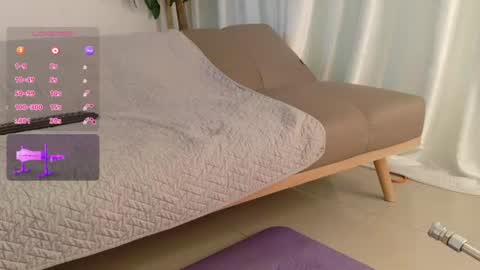 Snapshot of saly_moon1 chatting on June 10, 2026, 11:46 pm saly_moon1 online show from June 10, 2026, 11:46 pm