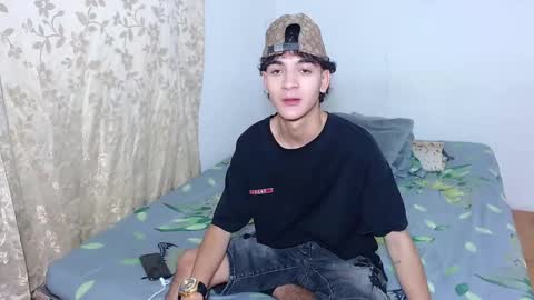 sam__cute online show from November 25, 2025, 1:05 am