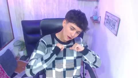 Snapshot of sam_daves chatting on February 3, 2025, 6:49 pm Sam online show from February 3, 2025, 6:49 pm