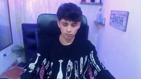 Snapshot of sam_daves chatting on February 4, 2025, 4:08 pm Sam online show from February 4, 2025, 4:08 pm