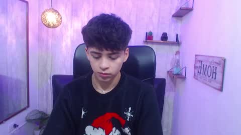 Snapshot of sam_daves chatting on February 7, 2025, 1:01 pm Sam online show from February 7, 2025, 1:01 pm