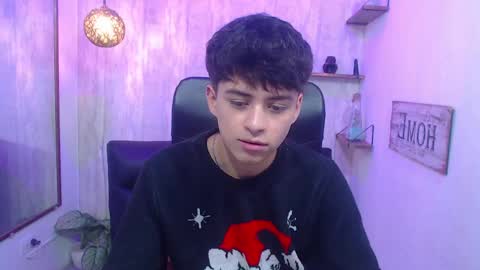 Snapshot of sam_daves chatting on February 7, 2025, 4:03 pm Sam online show from February 7, 2025, 4:03 pm