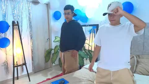 sam_tnt9 online show from March 22, 2026, 4:27 am