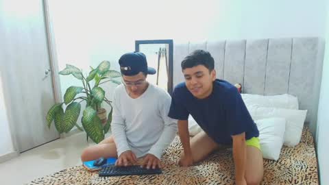 sam_tnt9 online show from March 30, 2026, 5:47 pm