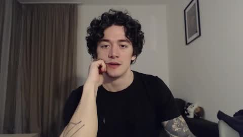 Snapshot of sam_winchest chatting on November 28, 2025, 12:46 am Sam online show from November 28, 2025, 12:46 am