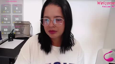 Snapshot of samanta_owen chatting on December 2, 2024, 12:07 pm SAMANTA OWEN online show from December 2, 2024, 12:07 pm