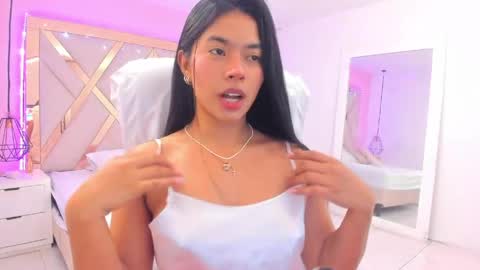 sam  online show from April 9, 2026, 4:01 am