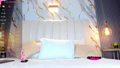 Snapshot of samantaharvey chatting on September 21, 2025, 12:18 pm samanta online show from September 21, 2025, 12:18 pm