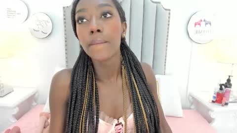 Snapshot of samantamarquez chatting on December 22, 2025, 8:17 pm Samanta online show from December 22, 2025, 8:17 pm