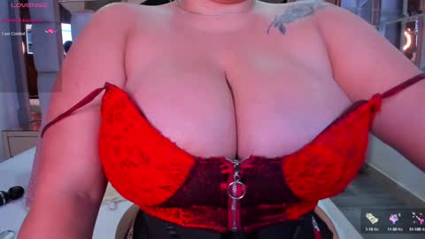 Snapshot of samantasm chatting on January 15, 2025, 5:40 am S A M A N T A online show from January 15, 2025, 5:40 am