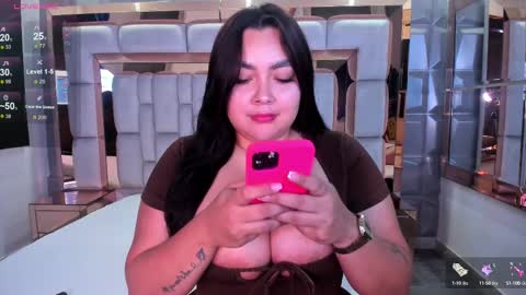 Snapshot of samantasm chatting on February 19, 2025, 3:39 am S A M A N T A online show from February 19, 2025, 3:39 am