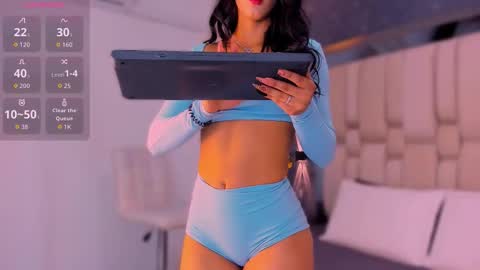 samantavazquez online show from November 13, 2025, 11:42 am