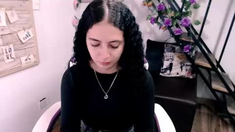 Snapshot of samantha2girl chatting on June 21, 2026, 5:37 pm samantha online show from June 21, 2026, 5:37 pm