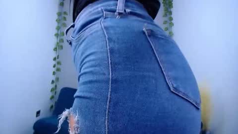 Snapshot of samantha46 chatting on February 13, 2026, 11:45 pm Samy online show from February 13, 2026, 11:45 pm