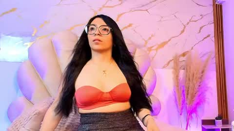 Snapshot of samantha_diamont chatting on April 15, 2026, 7:58 pm Samantha Diamont online show from April 15, 2026, 7:58 pm