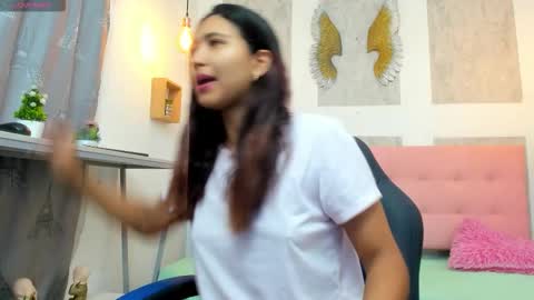    online show from November 10, 2025, 11:53 am