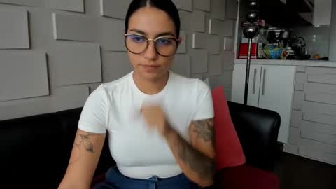 Samantha online show from December 26, 2024, 1:54 pm