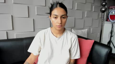 Samantha online show from February 24, 2025, 4:47 pm