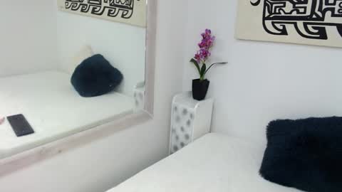 samantha_vaker online show from February 25, 2026, 9:02 pm