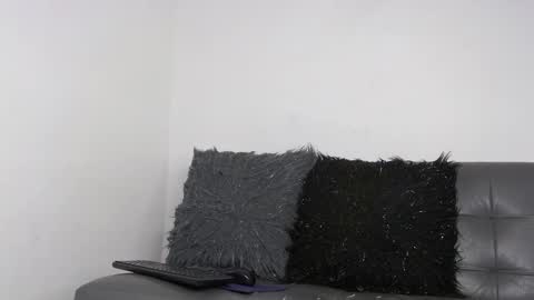 samantha_vaker online show from March 17, 2026, 6:44 pm