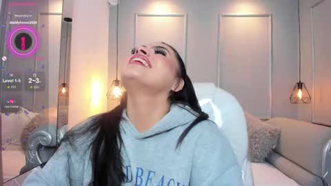  Samanthaa online show from November 29, 2025, 11:57 am