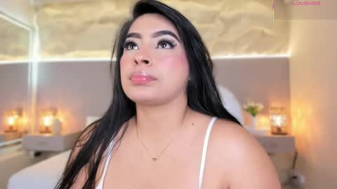 Snapshot of samanthaa_22_ chatting on April 25, 2026, 11:24 am Samanthaa online show from April 25, 2026, 11:24 am