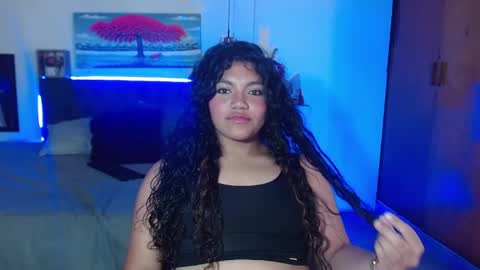 samanthaa_8_ online show from April 14, 2026, 2:12 pm