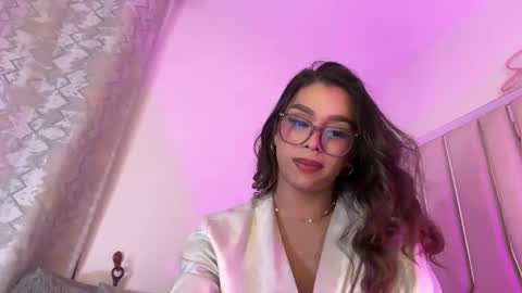 Snapshot of samanthabernardo_ chatting on March 3, 2026, 3:45 am Samantha Bernardo online show from March 3, 2026, 3:45 am