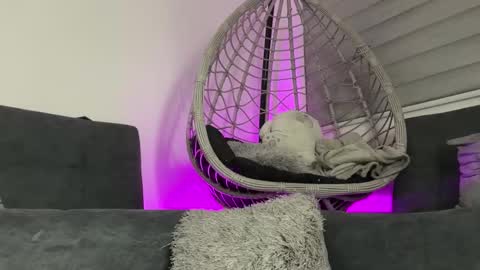 Snapshot of samanthabernardo_ chatting on May 31, 2026, 4:20 am Samantha Bernardo online show from May 31, 2026, 4:20 am