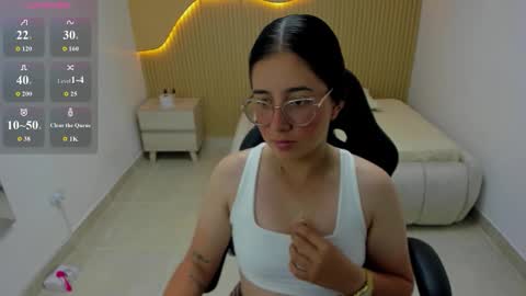 Snapshot of samanthafiore1 chatting on February 28, 2026, 12:17 pm online show from February 28, 2026, 12:17 pm