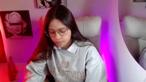 Samantha online show from November 18, 2025, 2:54 pm