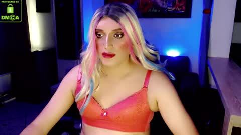 Snapshot of samara81648 chatting on February 23, 2026, 8:39 pm Samara online show from February 23, 2026, 8:39 pm